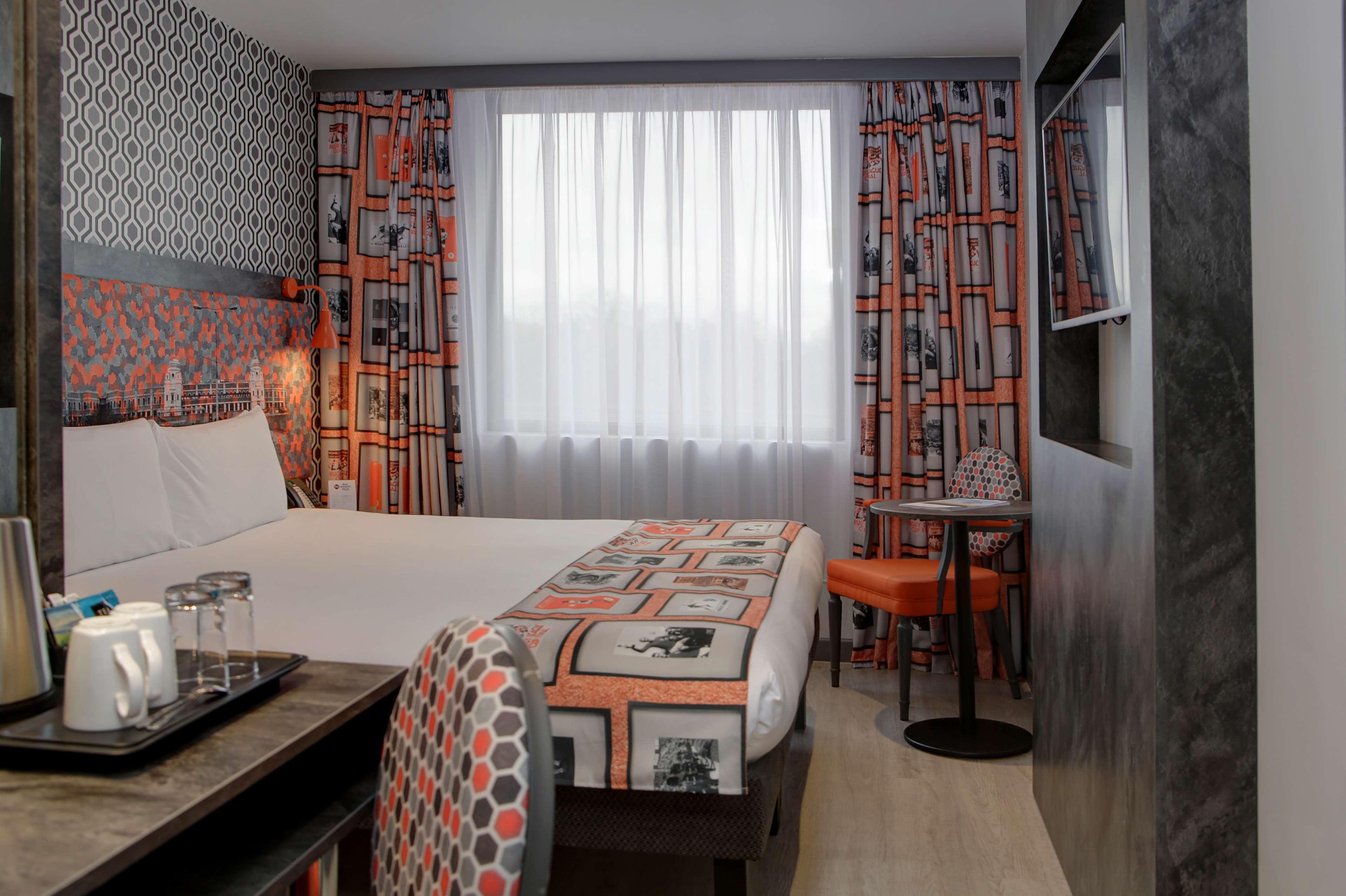 Best Western Plus Woodstock Inn & Suites Екстер'єр фото