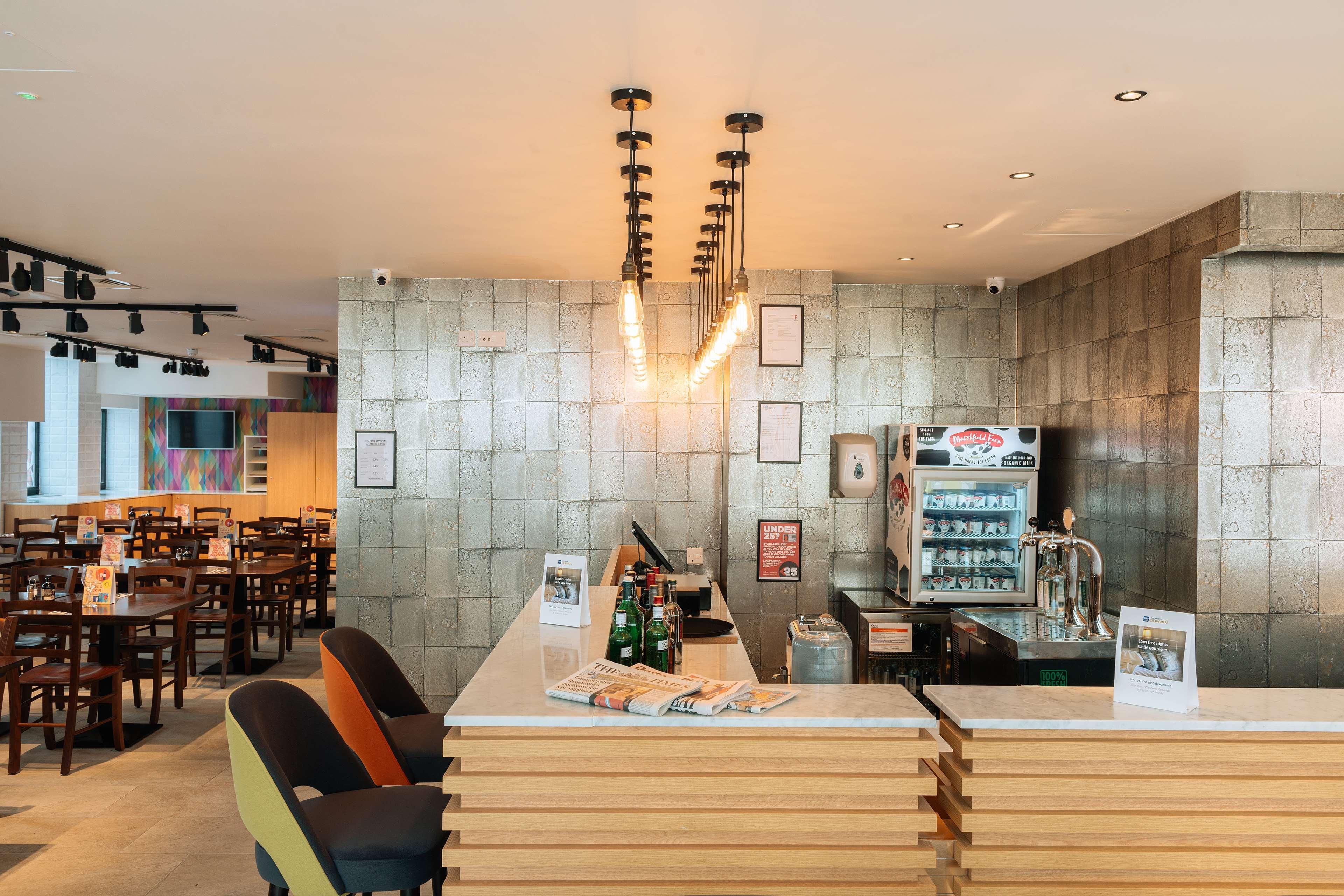Best Western Plus Woodstock Inn & Suites Екстер'єр фото