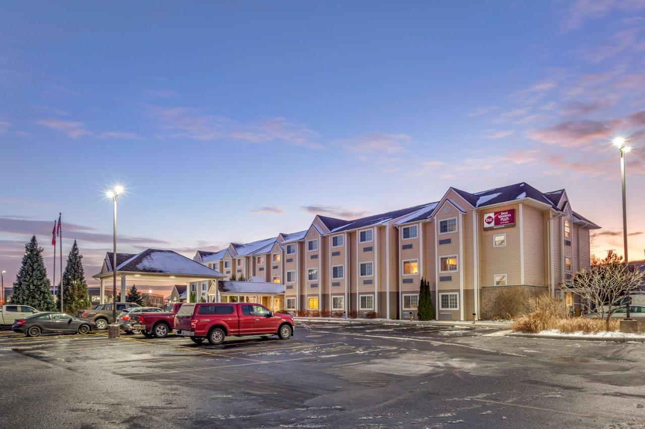 Best Western Plus Woodstock Inn & Suites Екстер'єр фото