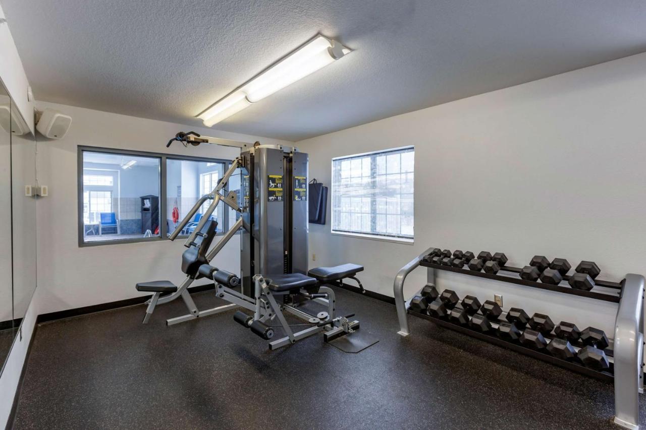 Best Western Plus Woodstock Inn & Suites Екстер'єр фото